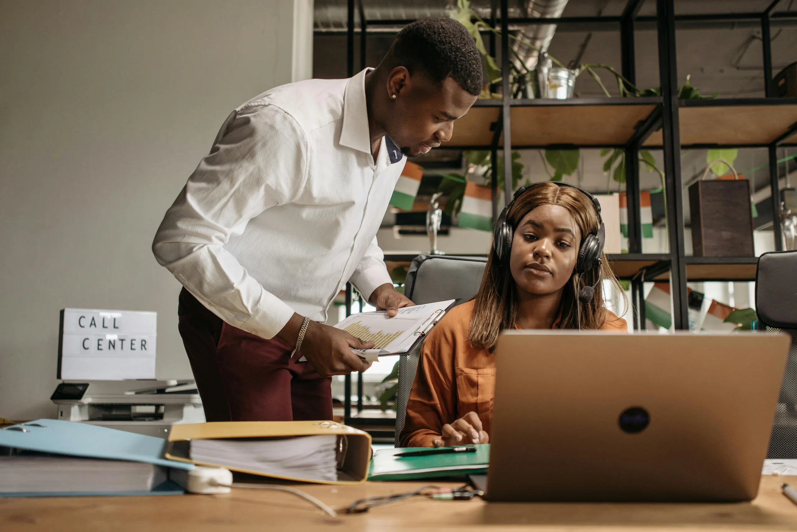 after-hours answering service for contractors